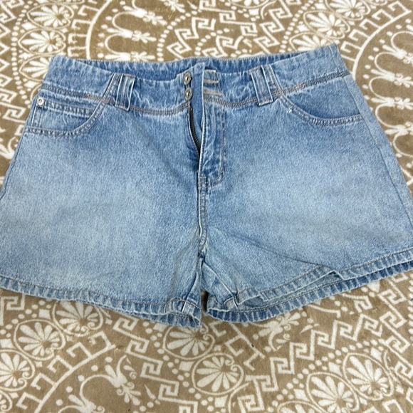 Classic Blue Jean Shorts with Comfortable Fit - Picture 1 of 8